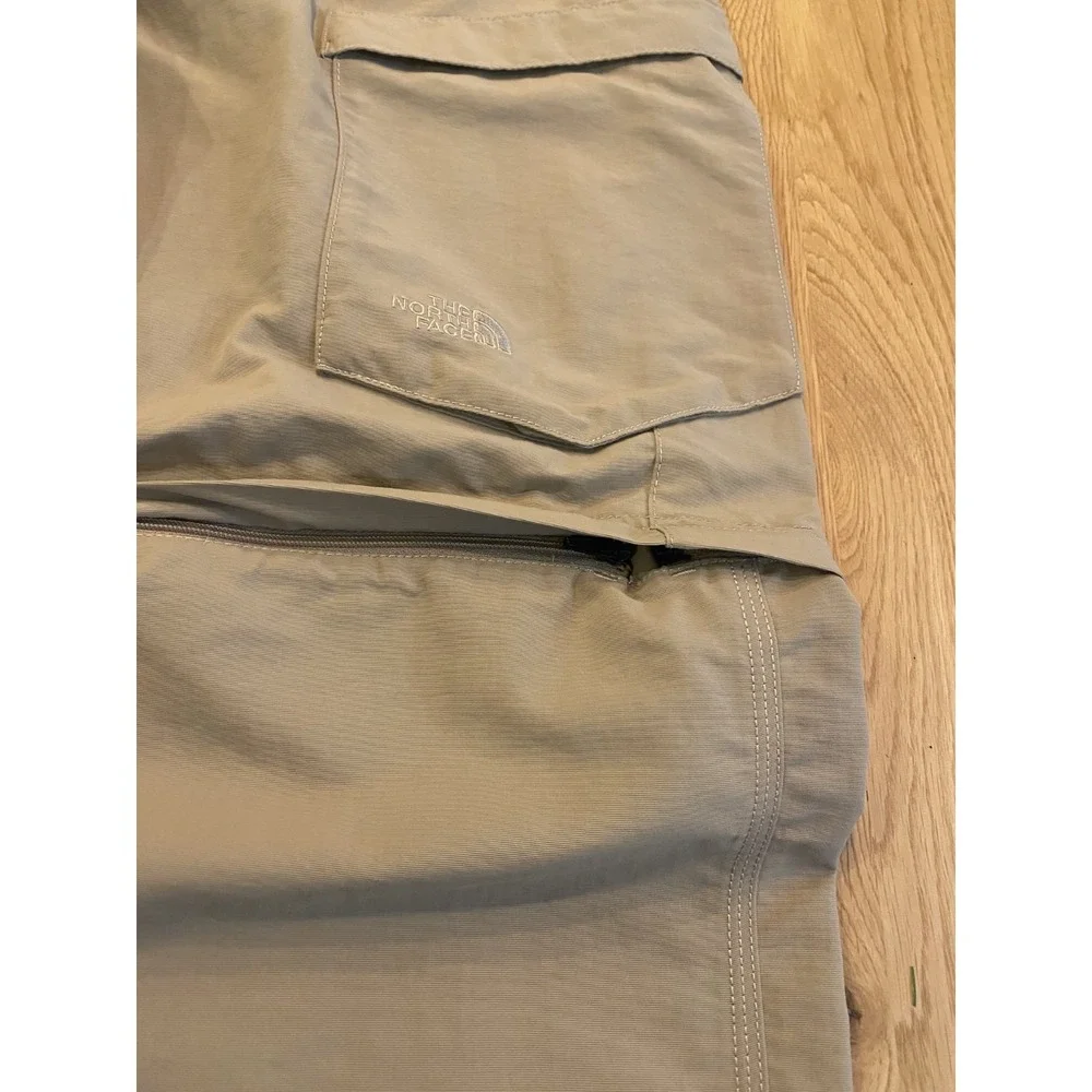 The North Face Men's Convertible Cargo Belted Paramount Peak Zip Off 36x32